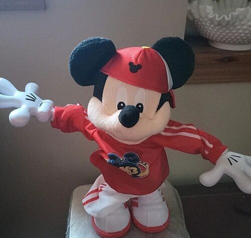 M3 Master Moves Mickey Mouse Disney Dancing Talking Interactif Fisher-Prix - Photo 1 sur 24