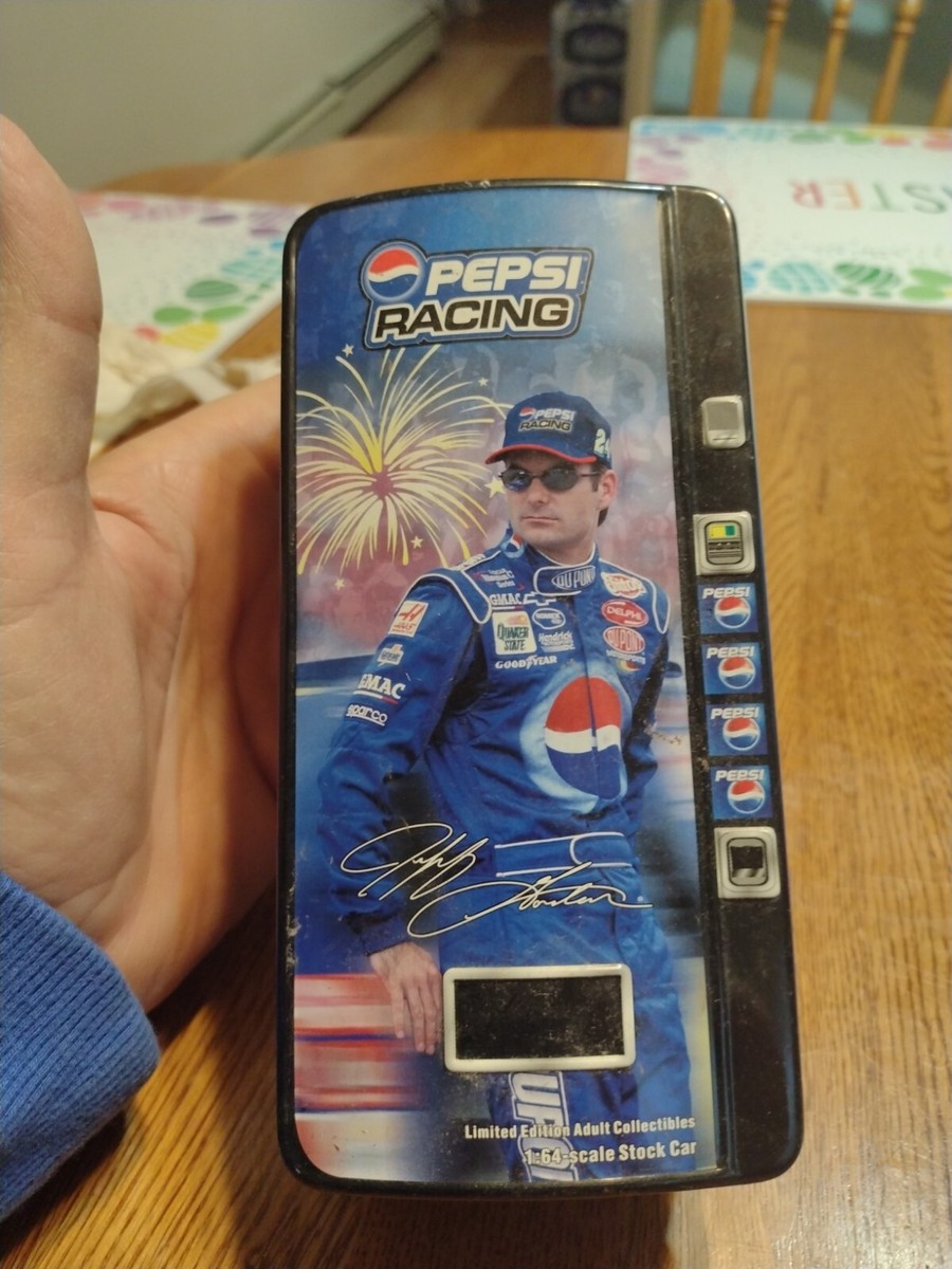 2002 Limited Edition Jeff Gordon #24 Pepsi Vending Machine 1/64