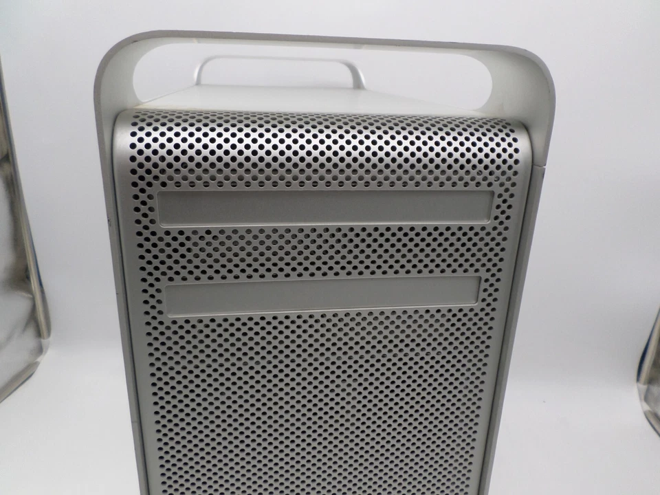 Apple Mac Pro A1289 2009 - High Sierra, 1TB HDD, 18GB RAM, Intel Xeon Quad - Image 3 of 4