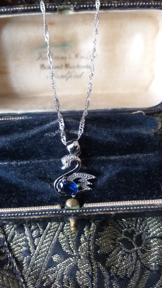 Colgante de plata 925 cisne de zafiro vintage de 1980 en cadena de 18 pulgada... - Imagen 2 de 4