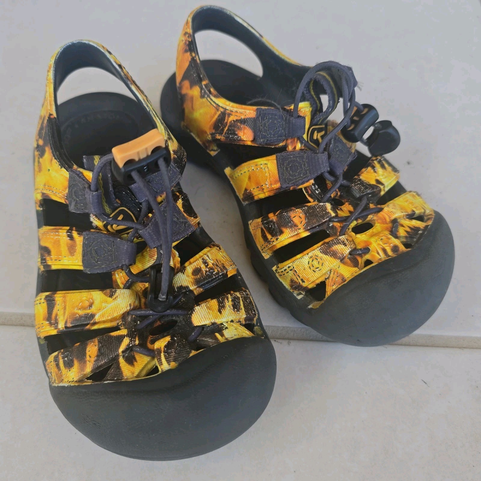 Sandali Keen bambini bambino 11 arancioni fiamme Newport scarpe da trekking acqua elastici