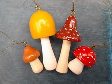 4 x Handpainted Mushroom Ornaments - New Home Decor Fungi Toadstool Gift Present