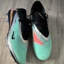 Nike Phantom Men s Low Top Lace-Up Gripknit S...
