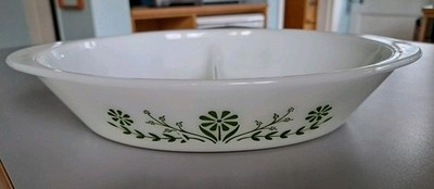 Vintage Glasbake USA Pyrex Servierschale Milchglas mit grünem Blumenmuster