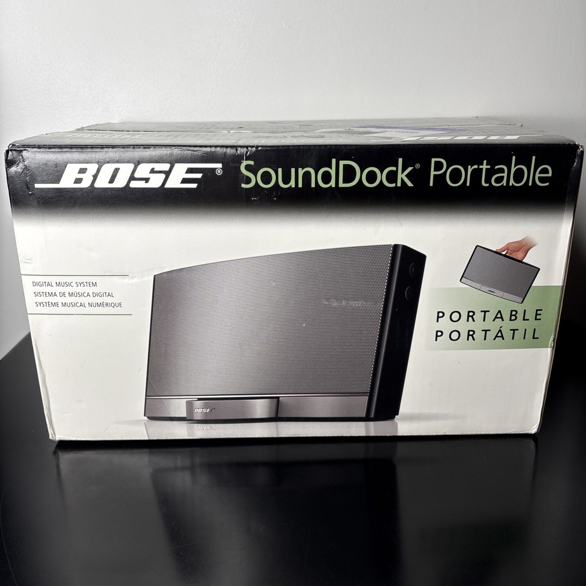 Bose SoundDock Portable﻿ Bose SoundDock Portable Digital Music Package - Brand New