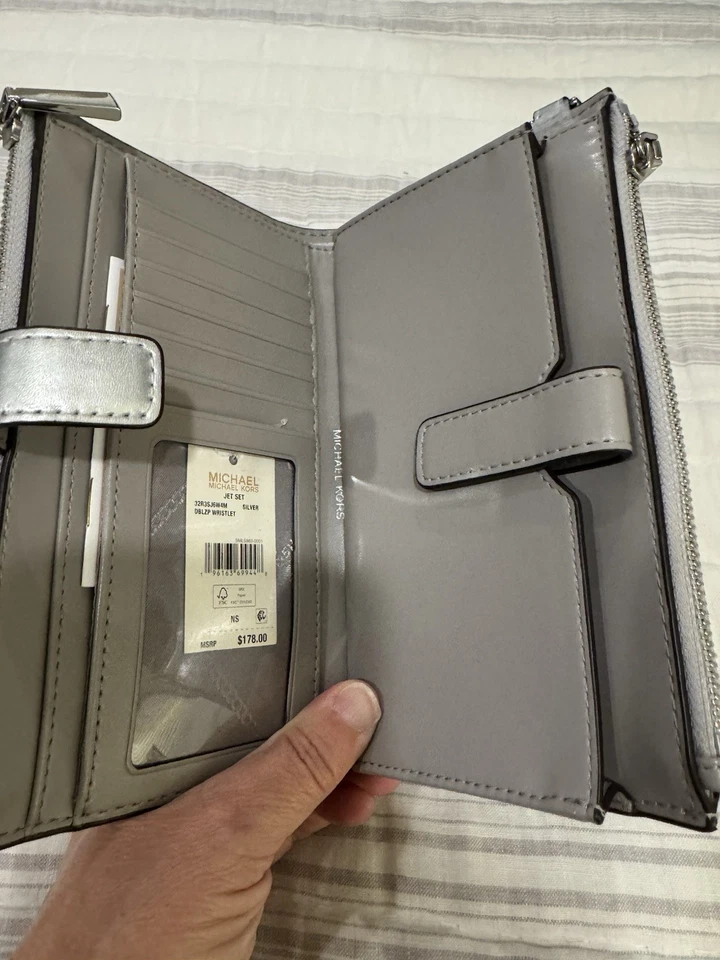 NUEVA Cartera Muñequera Michael Kors Jet Set Doble Cremallera en Plata Nueva con Etiquetas Foto 4 de 4