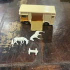 Vintage 1977 Matchbox Lesney Superfast Horse-Box Truck No. 40 w/2 horses!!
