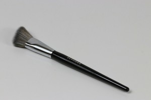 sephora blush brush