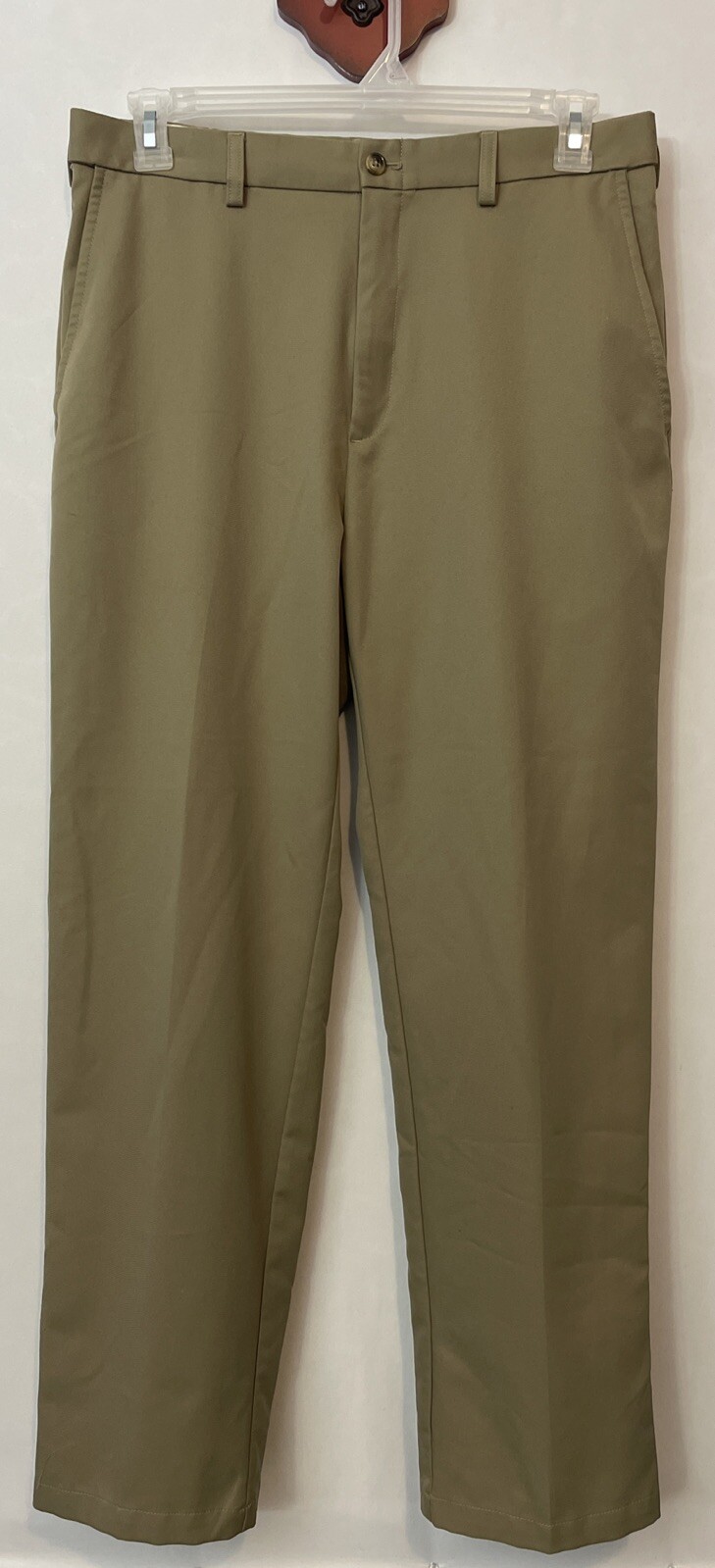 Haggar Men's 34x32 Beige Flat-Front Dress Pants with Elastic Inner Waistband A6694