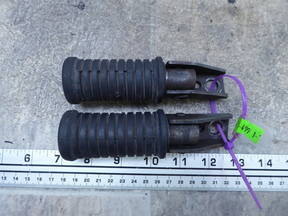 1975 Kawasaki KZ400 K499-1. rear passenger foot pegs | eBay