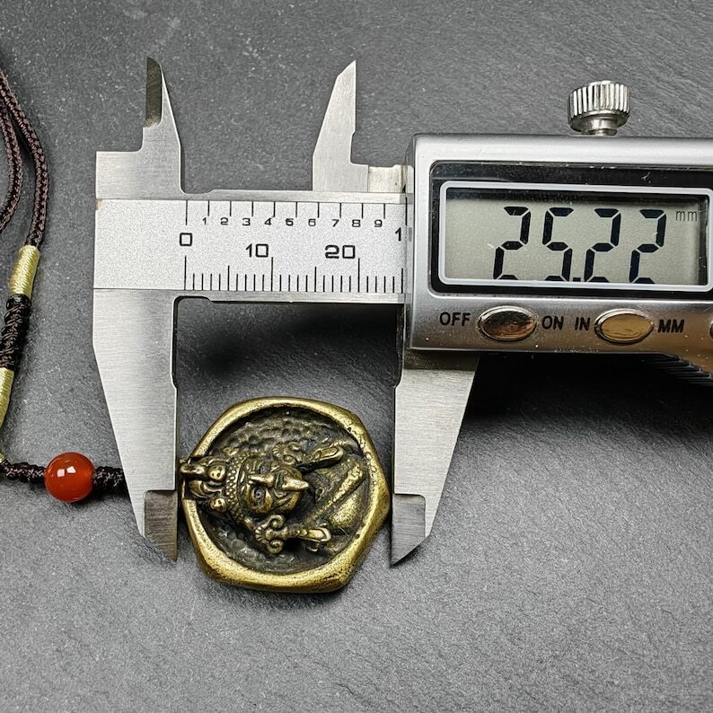 Double Faced Drashi Lhamo Amulet Vintage Tibetan Buddhist Pendant Zashi Lhamo