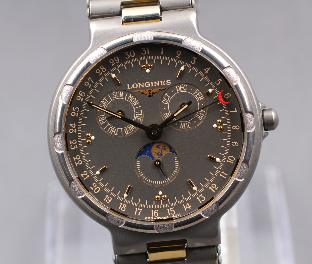 Longines Conquest Moonphase Titanium 33mm QZ Gray Dial