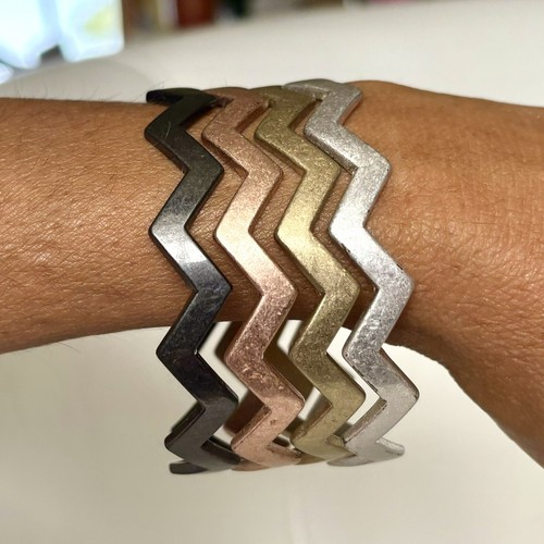 Occasionally Made Set of 4 Bracelets Chevron Pattern 9” Silver Gold Copper Black - Picture 10 of 12