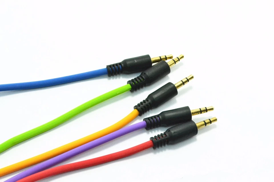 3.5mm AUX Auxiliary Male to Male Plain Stereo Audio Cable for PC iPod MP3 CAR - Image 2 of 2