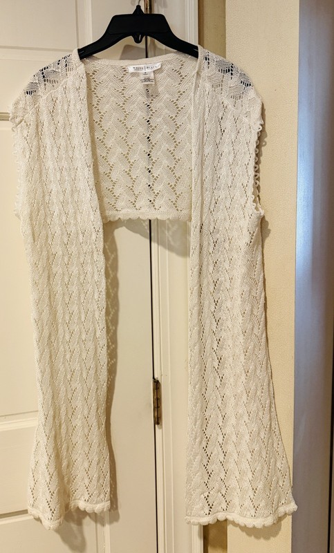 white house black market crochet medium vest shawl