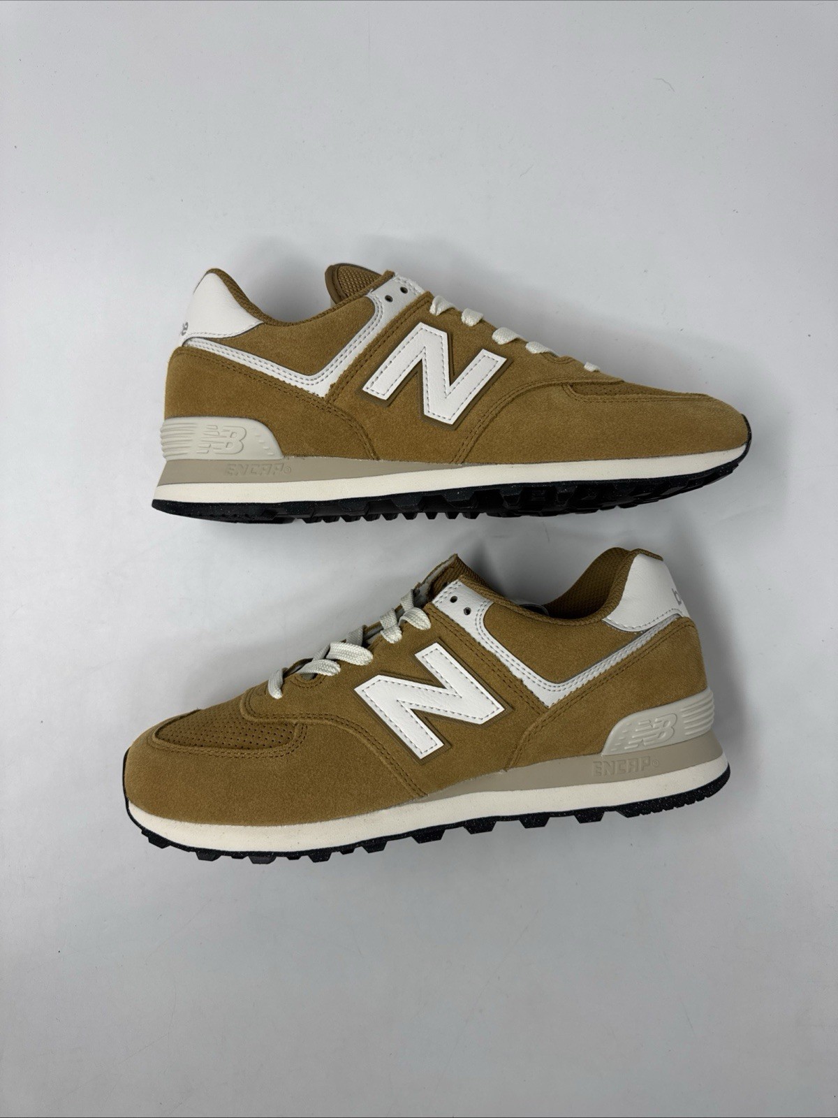 New Balance 574 Classics Brown/White U574WCE Men’s Size 8.5 thumbnail 4