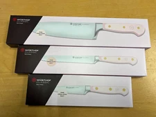 Wusthof Classic Pink Himalayan Salt 3 Pc Utility Knife Set 1061760309 ret boxes