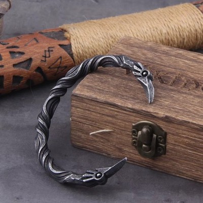 Wikinger Raben Armreif Herren   Nordic Raven Edelstahl Armband Treue Armreif