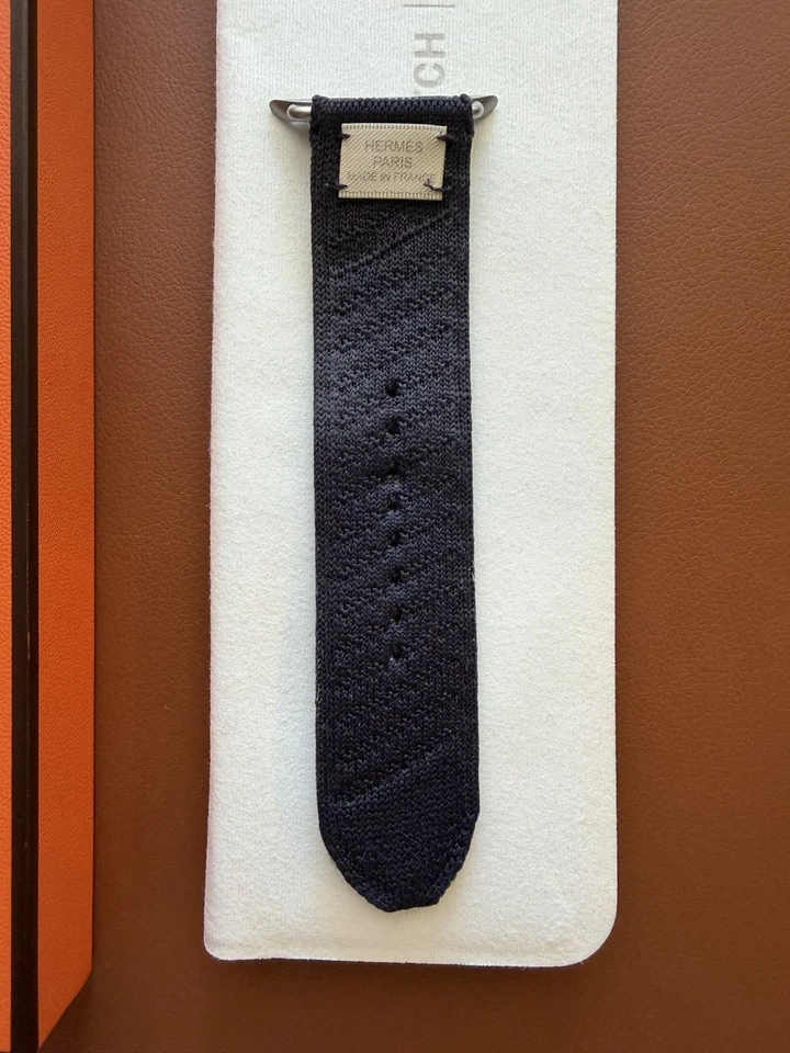 Hermès Ultra Single Tour en Mer синий ремешок для Apple Watch Ultra 2 титан 49 мм - Изображение 4 из 4