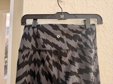 Lululemon Tights Womens 8 Gray Black Voltage Graphite Wunder Train High-Rise 25"