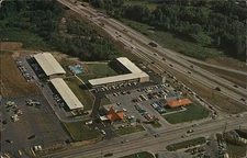 Flint, Michigan MI Howard Johnson's Motor Lodge Chrome Original Vintage Postcard