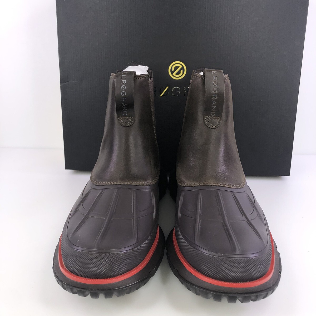 Cole Haan Men display picture 1