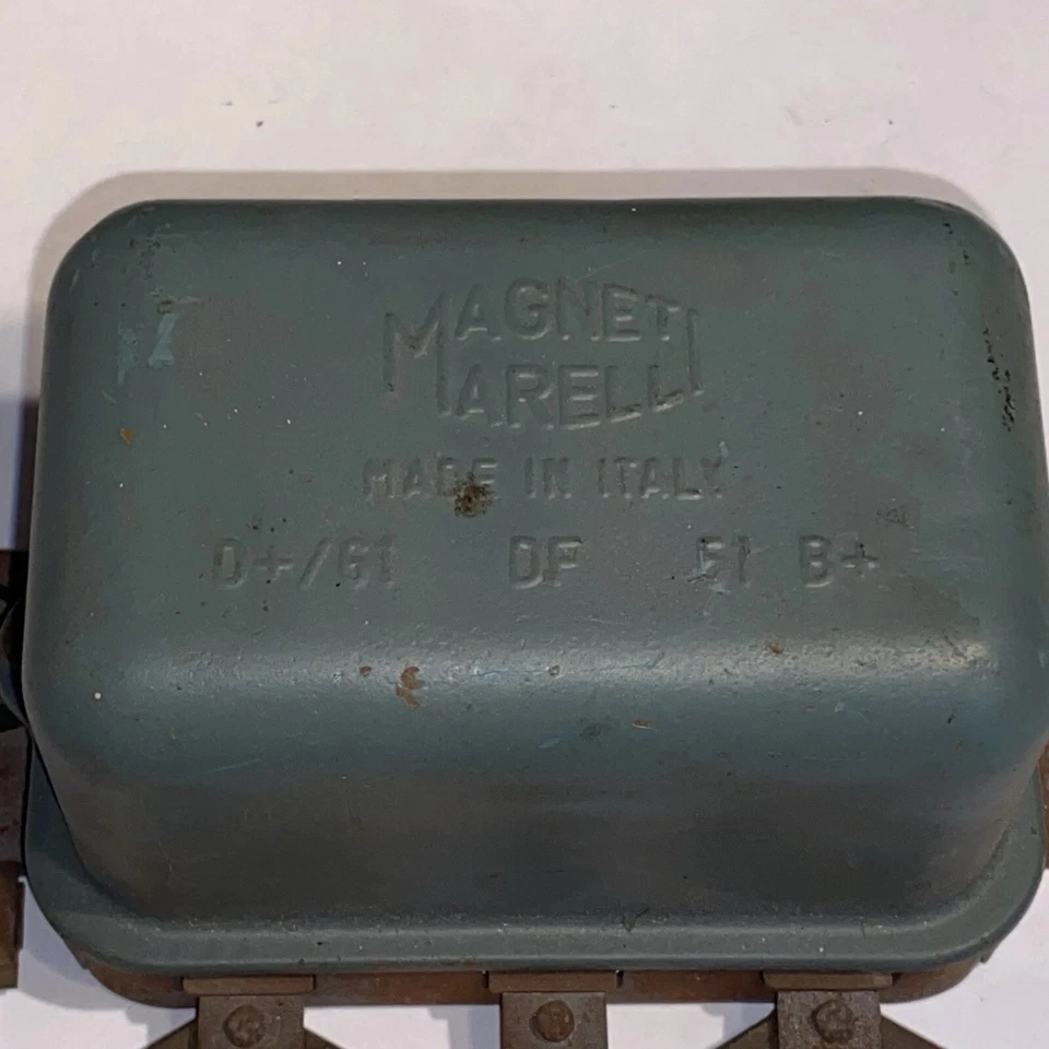 Регулятор напряжения Marelli IR50GA Lancia Flavia Alfa Romeo Giulia GT Duetto от оригинального производителя 2 - Изображение 2 из 4