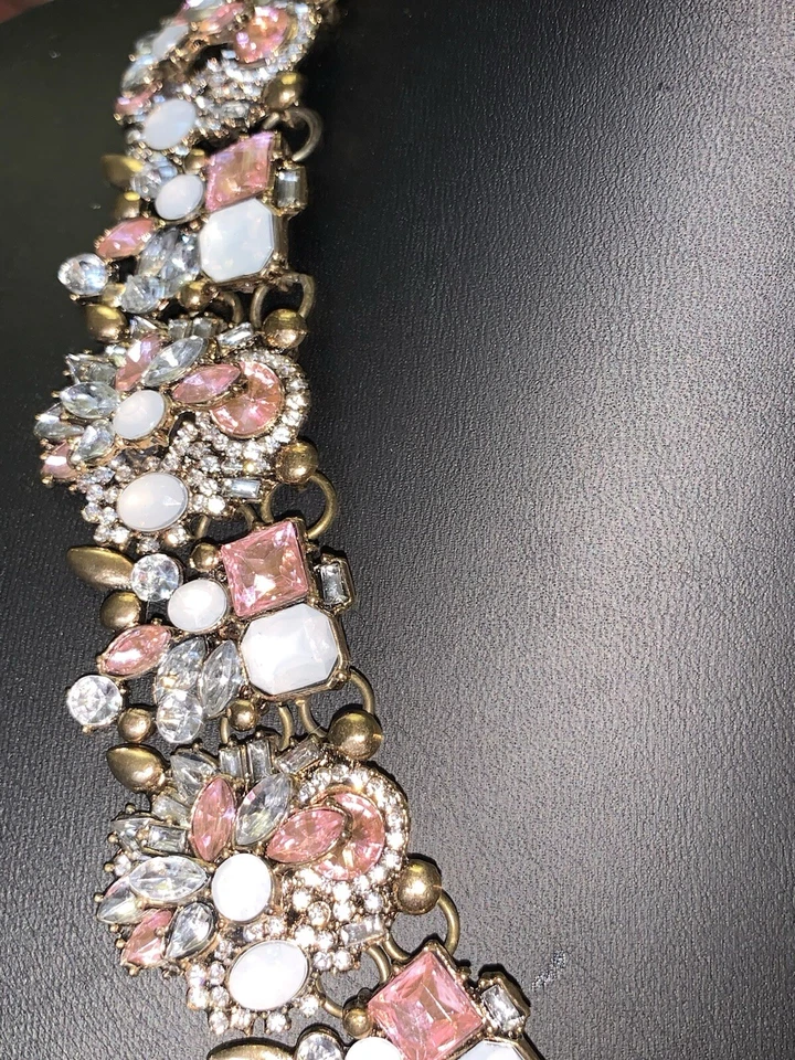 Precioso collar de diamantes de imitación en oro rosa, blanco y transparente de nuevo diseñador Foto 4 de 4