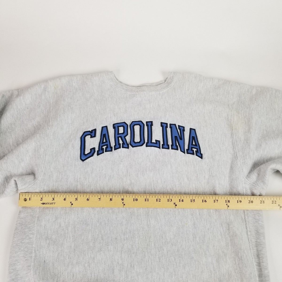 Champion Reverse Weave North Carolina Tar Heels Sweatshirt