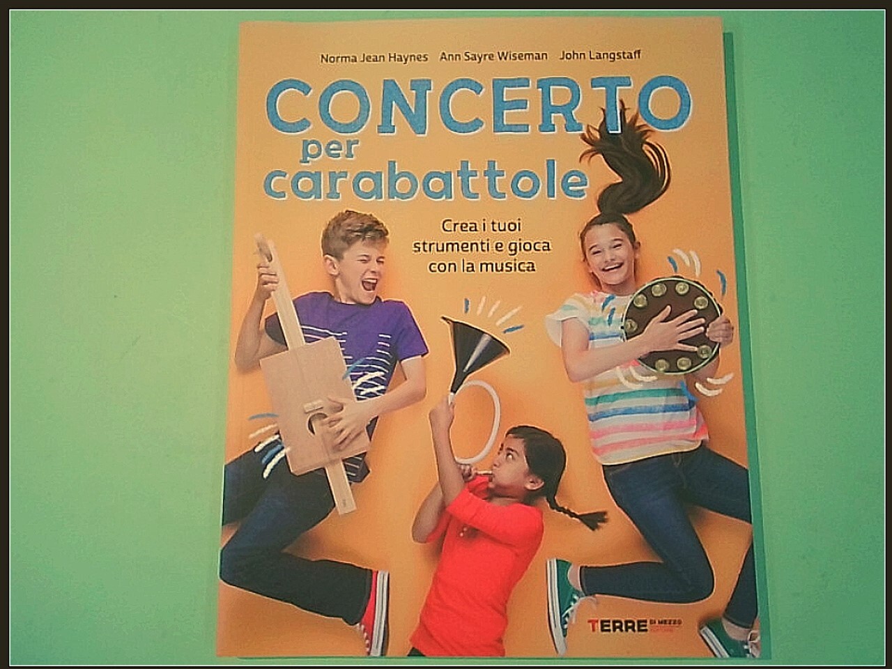 CONCERTO PER CARABATTOLE TERRE DI MEZZO EDITORE
