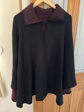 Reversible Knitted Cape Black And Maroon One Size Wool Blend