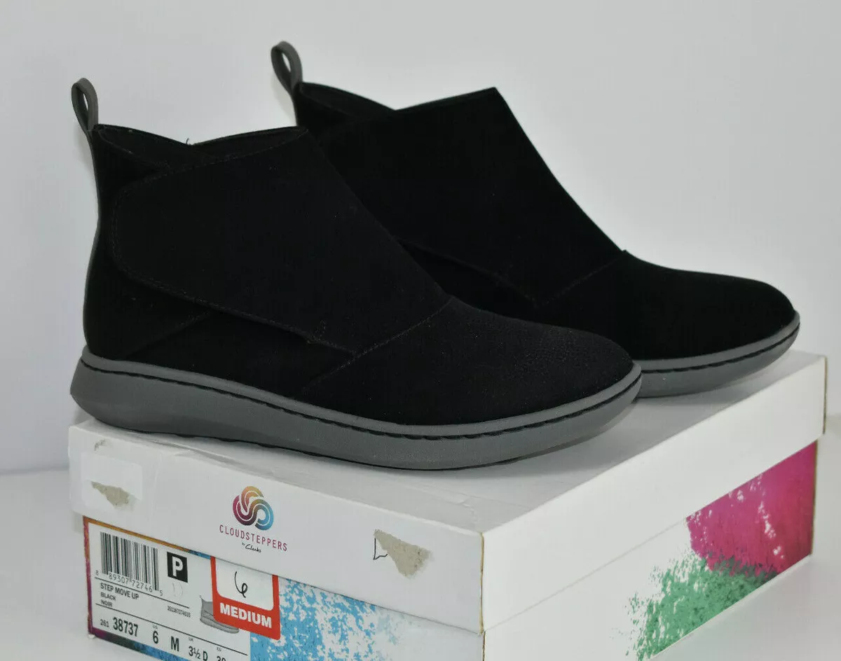 New Box Clarks Step Move Up Size 6 M Black Boots Booties Cloudstepper Hook Loop