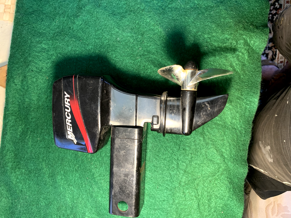 Mercury 250 Outboard Motor Trailer Hitch Decoration Cover w/ Spinning