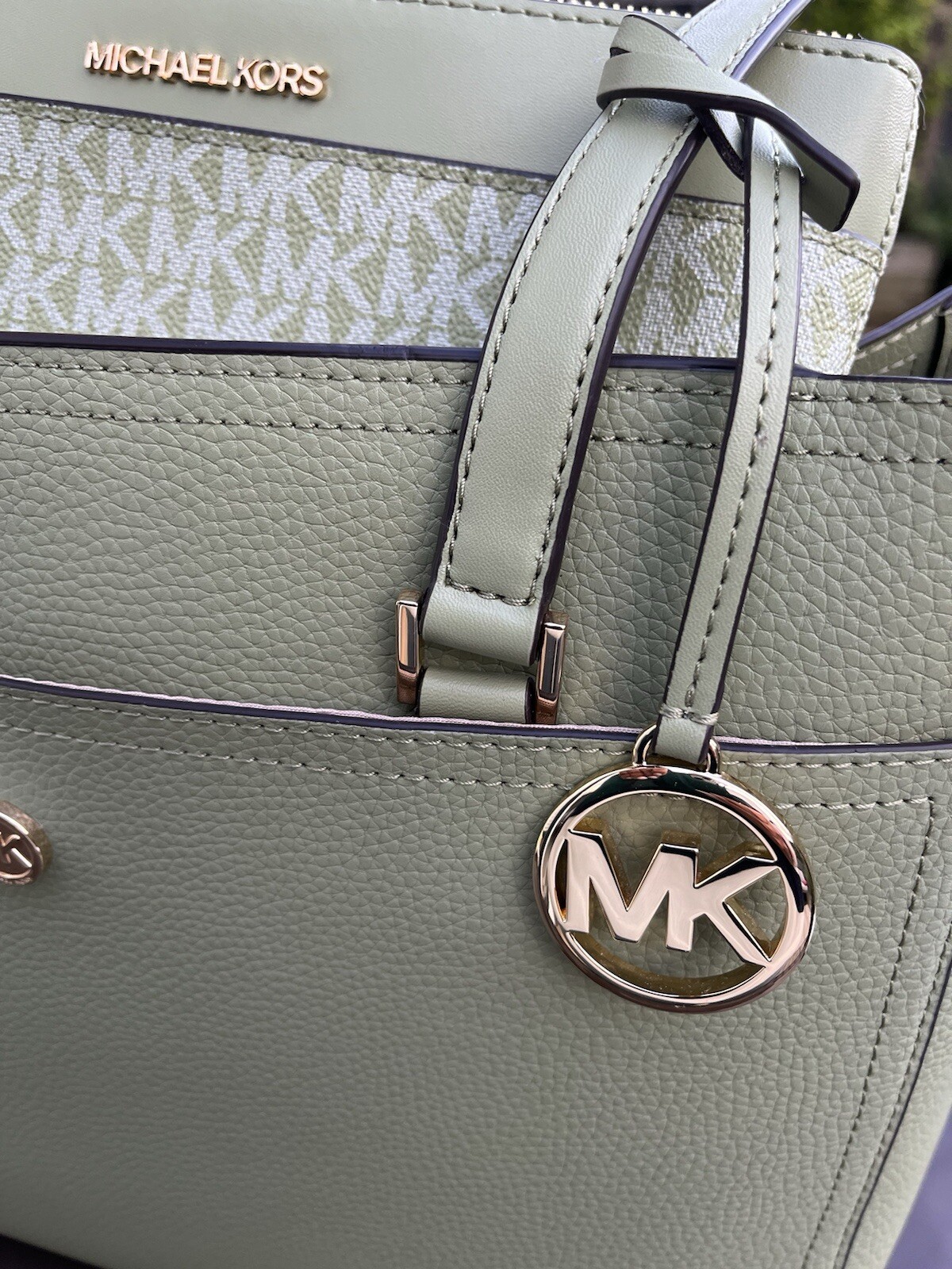 🎁Michael Kors -Maisie Sage 2 in 1 Large Leather Tote and Cross Body 35T1G5MT7T image 5