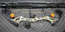 Bear Cruzer G2 Compound Bow Right-Handed CAMO YOUTH COMPACT 31"