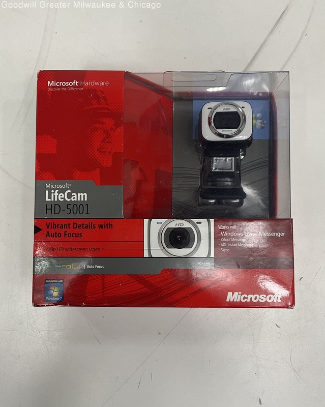 Microsoft Life Cam HD-5001 720p HD Computer Camera NIB