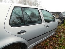 Tür hinten rechts Golf 4 Satinsilber metallic LB7Z