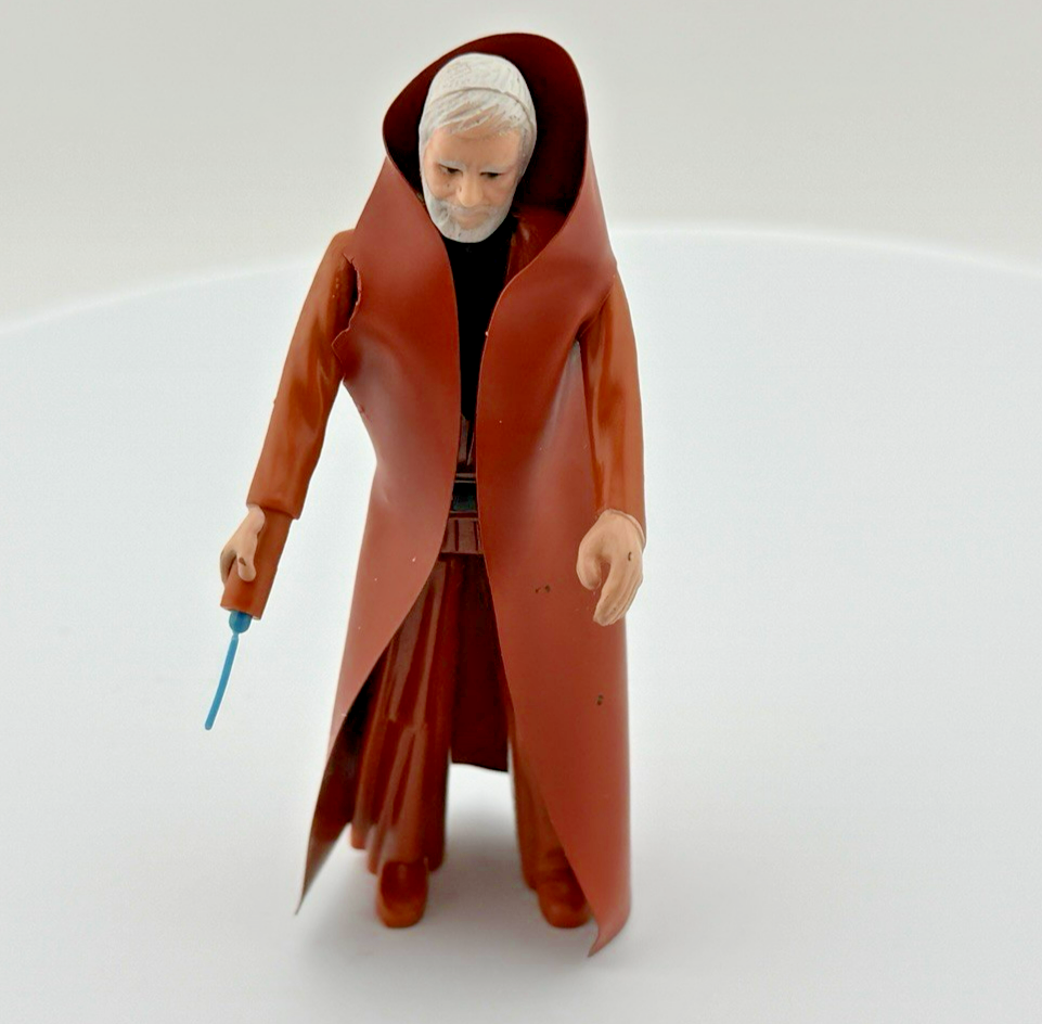Vintage Kenner Star Wars Obi-Wan Kenobi Old Ben Figure w/ Saber