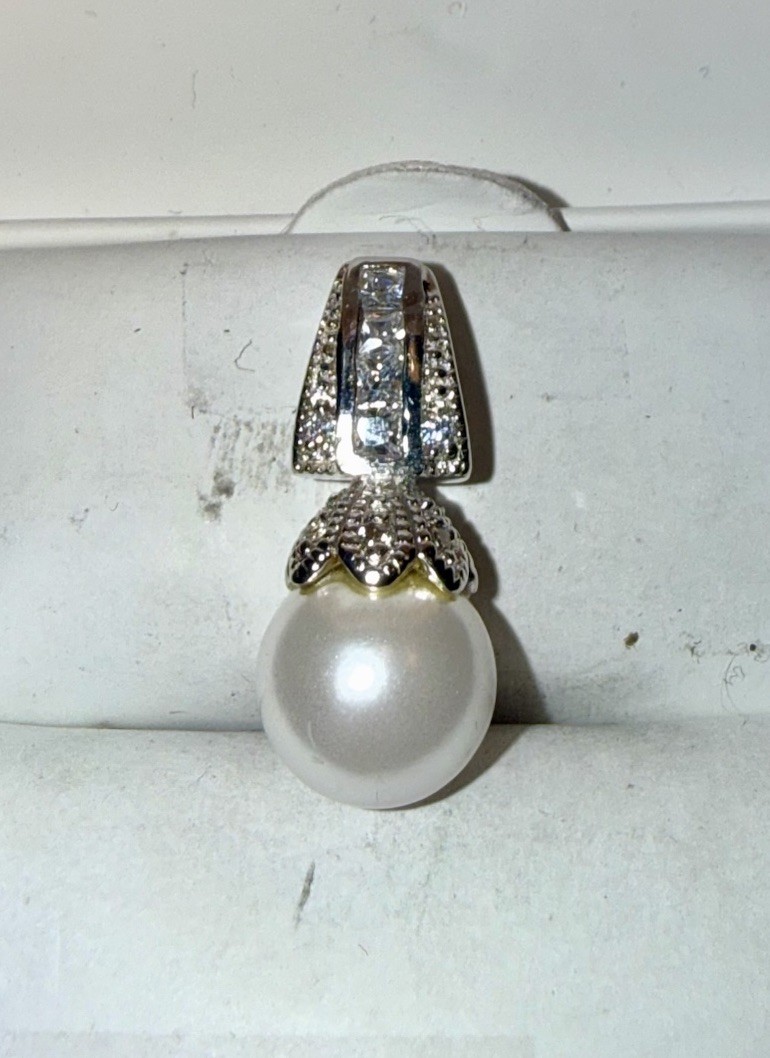 ESTATE Solid Sterling Silver Large 9mm Natural Pe… - image 1