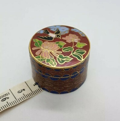 CHINESISCHE CLOISONNE EMAILLE Schwalbe Blumen TRINKET Pillendose