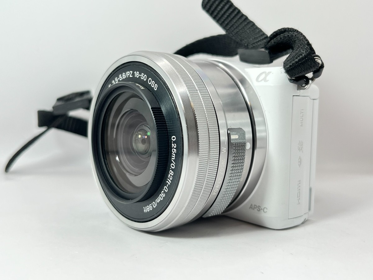 Sony Alpha a5000 Digital Mirrorless Camera35 languages PZ 16-50mm