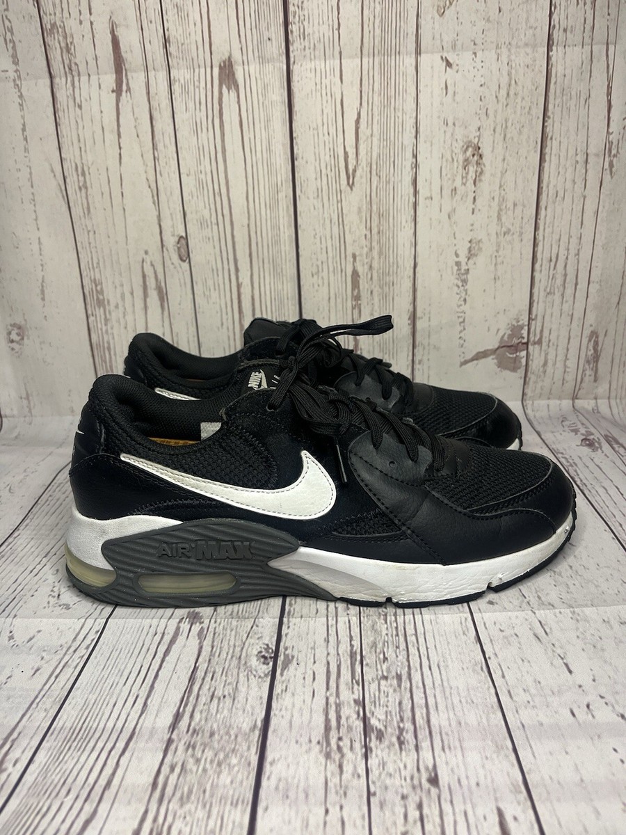 Air Max Excee Ladies Black And White Nike Trainers Nike Air Max