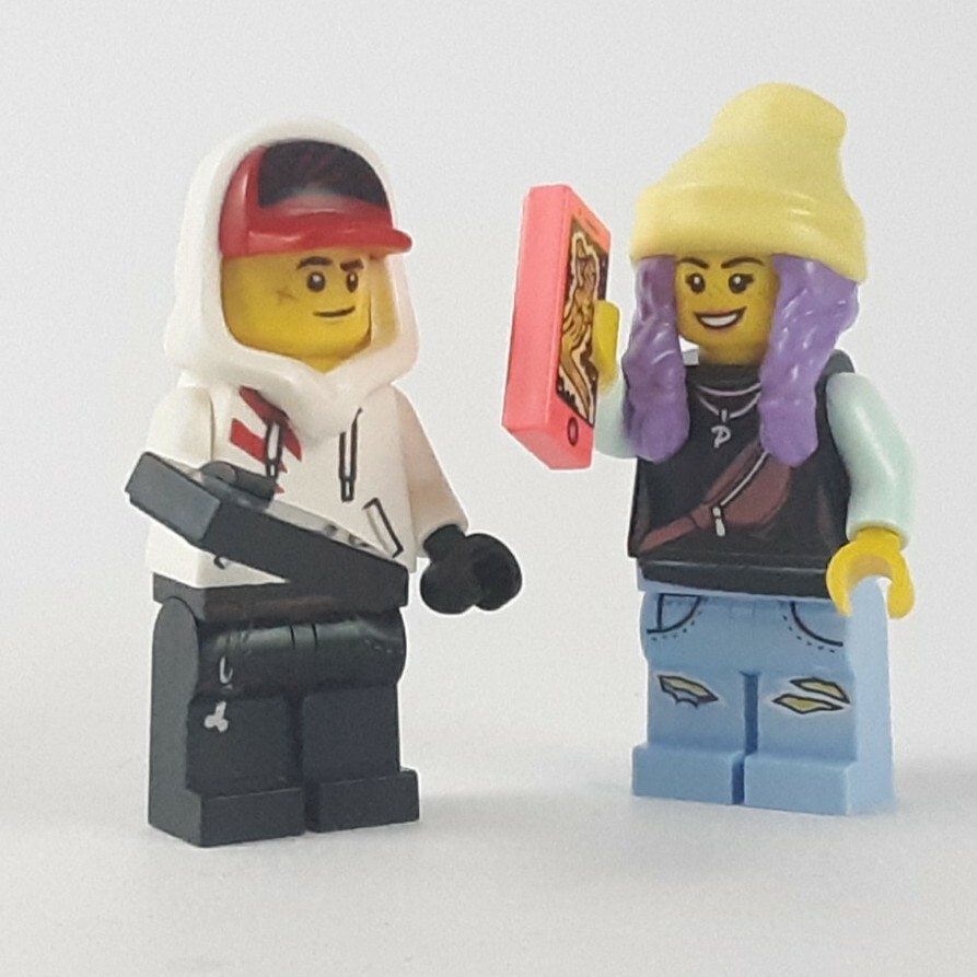 LEGO® Minifigures™ Jack and Parker w Cellphones Teenagers Hidden Side hs009 019 4