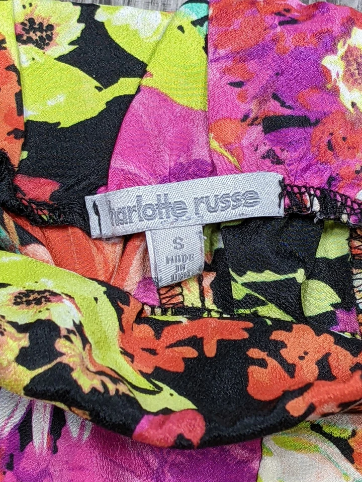 Pantalones Cortos Charlotte Russe Para Mujer Talla Pequeña Floral Multicolor Tirar Alto Foto 3 de 4