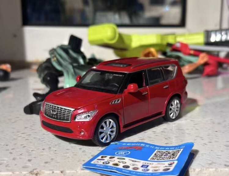 jadatoys マテル　ミニカーセット　インフィニティQX56 タイタン 最新情報 jadatoys タイタン インフィニティQX56 ミニカーセット