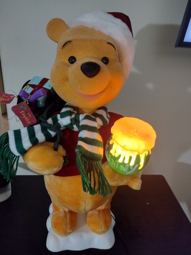 Animated & Illuminated Winnie The Pooh - 第 1/7 張圖片