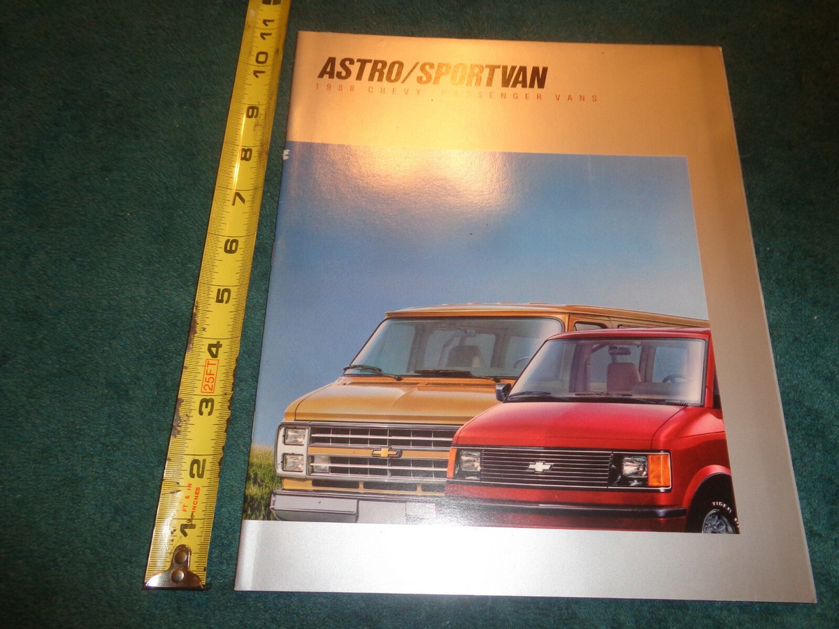 1988 CHEVROLET SPORTVAN AND ASTRO VAN SALES BROCHURE / ORIGINAL