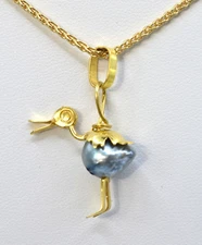 Vintage Chinese Black Grey Pearl Duck Bird 12K Gold Necklace Pendant Charm China