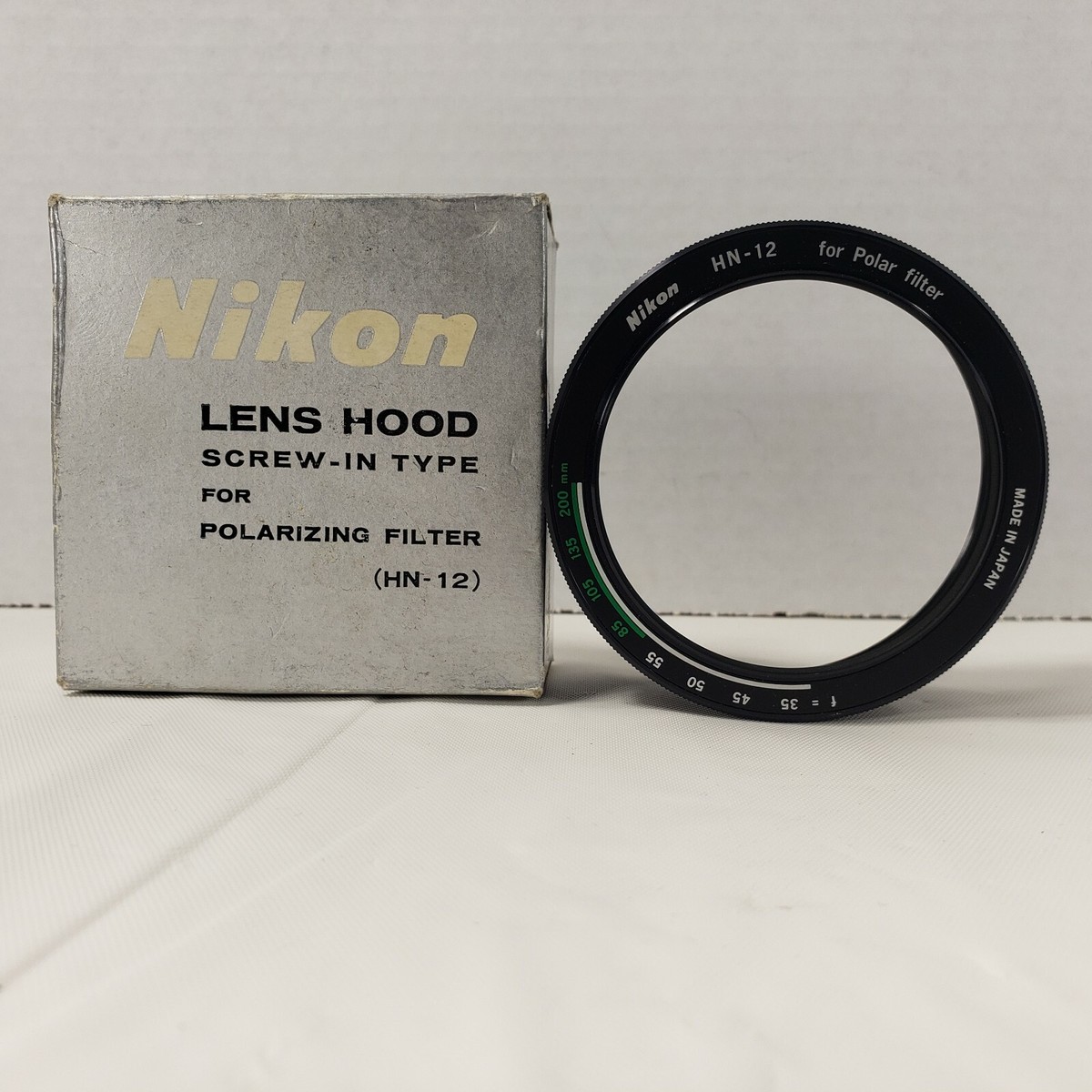Parasoleil HN-12 pour filtre de polarisation circulaire 52 mm