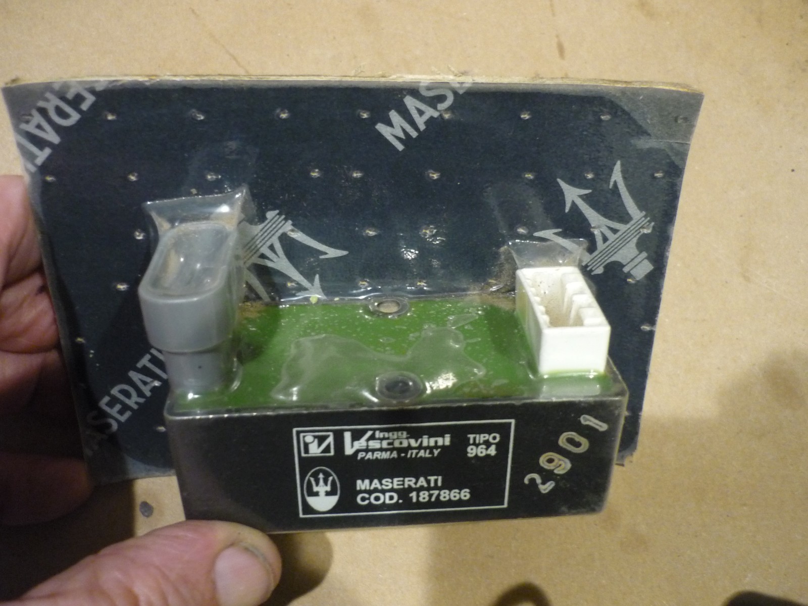 Maserati 4200 - Catalyst Control Unit/ECU (NEW) - P/N 187866